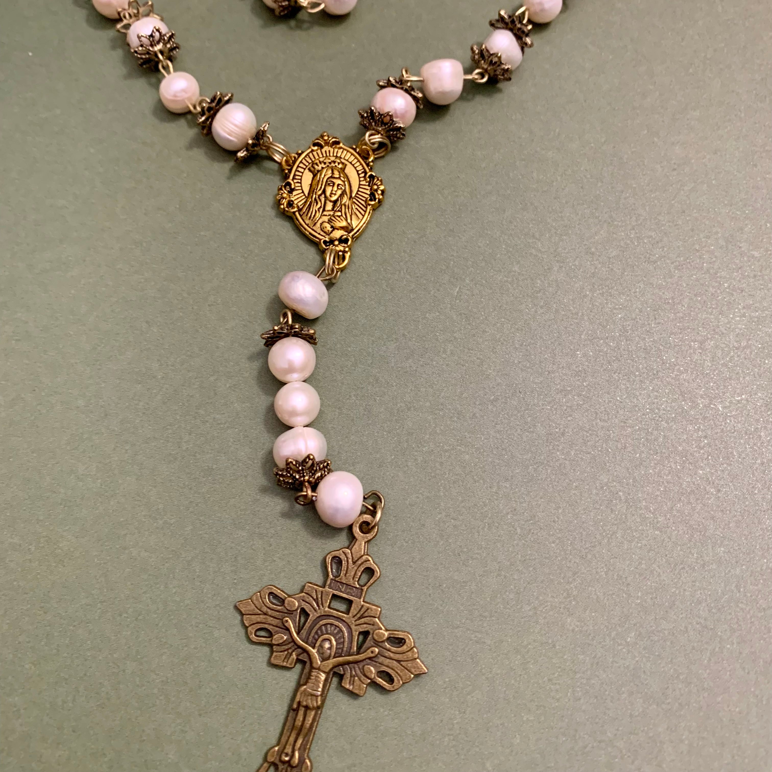 Mini-Rosary Pearls Unique Piece
