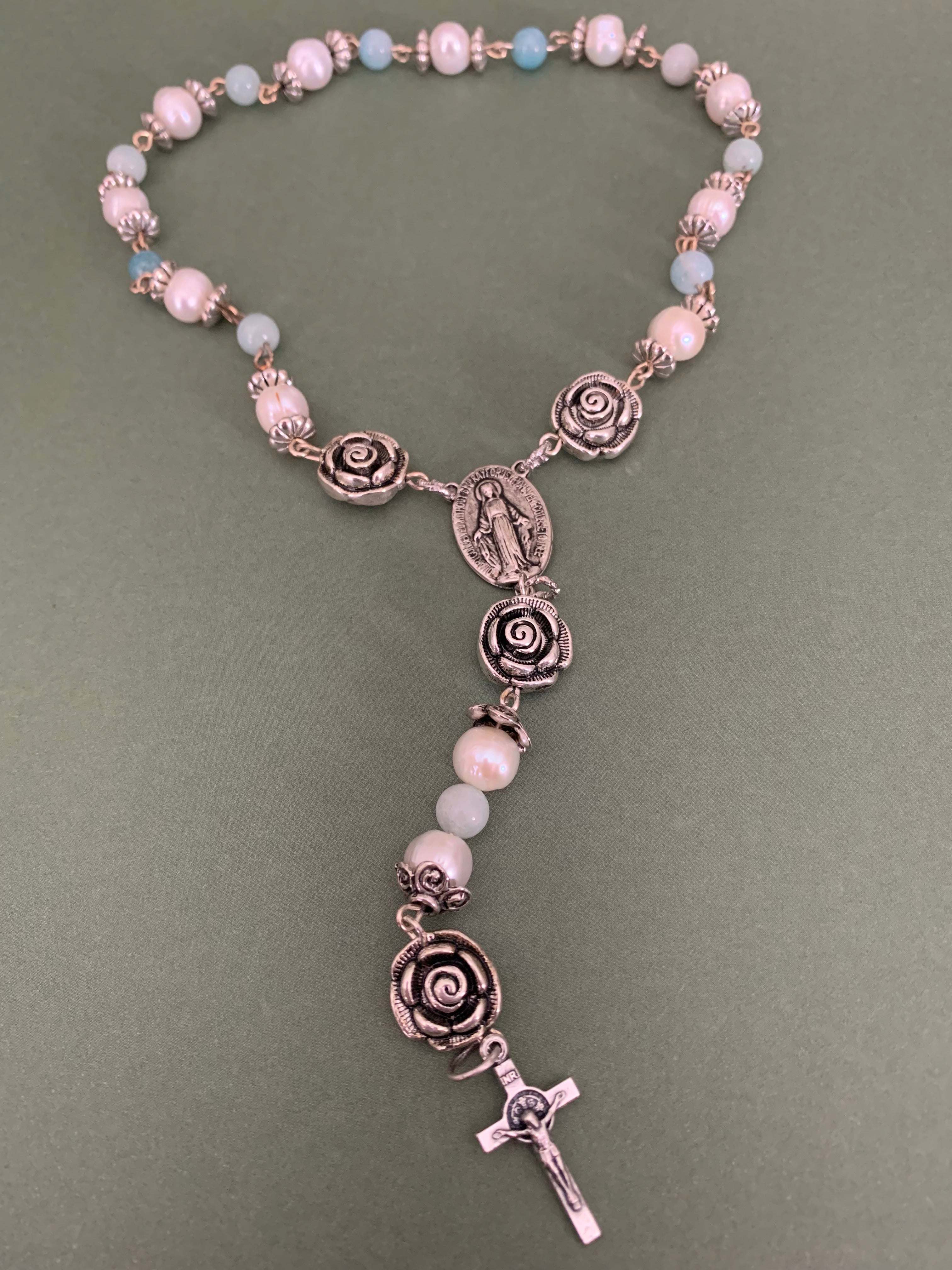 Mini- Rosary Pearl/Amber